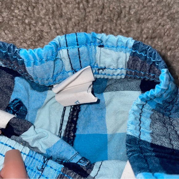 nautica/jumping bean trio of 2t shorts/shirt - Picture 5 of 8